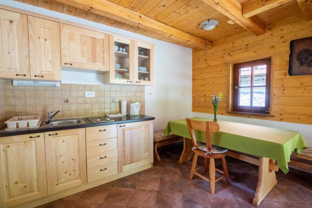 Cottages Kravanja 特伦塔 外观 照片